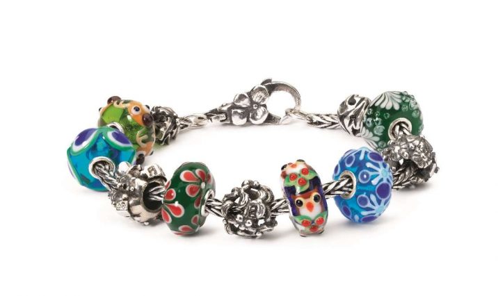 Noël Trollbeads - La nouvelle collection de Trollbeads plonge avec un bonheur teinté de nostalgie dans la magie de Noël. Comme elle sait si bien le faire à l’approche de Noël.