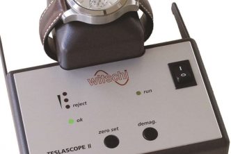SCHWARTZMANN FISSEAU COCHOT- La nouvelle gamme d’équipements permet d’effectuer un premier diagnostic efficace sur l’état de marche d’une montre.