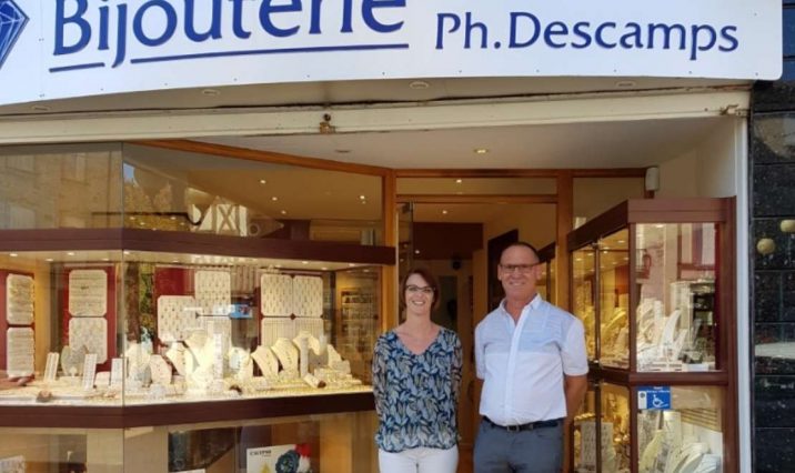 Reprise d’une bijouterie-horlogerie. C’est le projet d’Estelle Mosack qui reprend la Bijouterie Descamps à Nérac, près d’Agen.