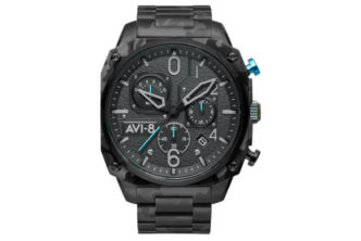 AVI-8 s’invite dans les montres automatiques