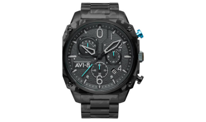 AVI-8 s’invite dans les montres automatiques