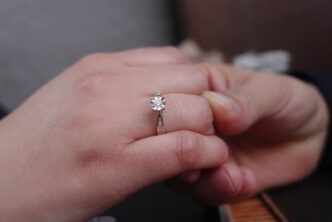 Bijoux de mariage 2025 : Audace et originalité