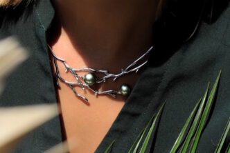 IZA B : Une nouvelle gamme dédiée à la perle blanche