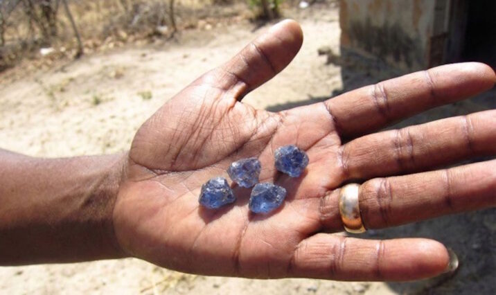 TANZANITE : Pierre d’un seul pays