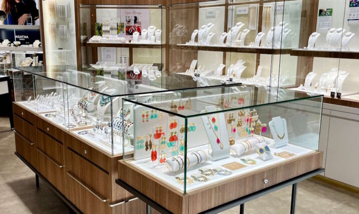VENTE MOBILIER AGENCEMENT MAGASIN