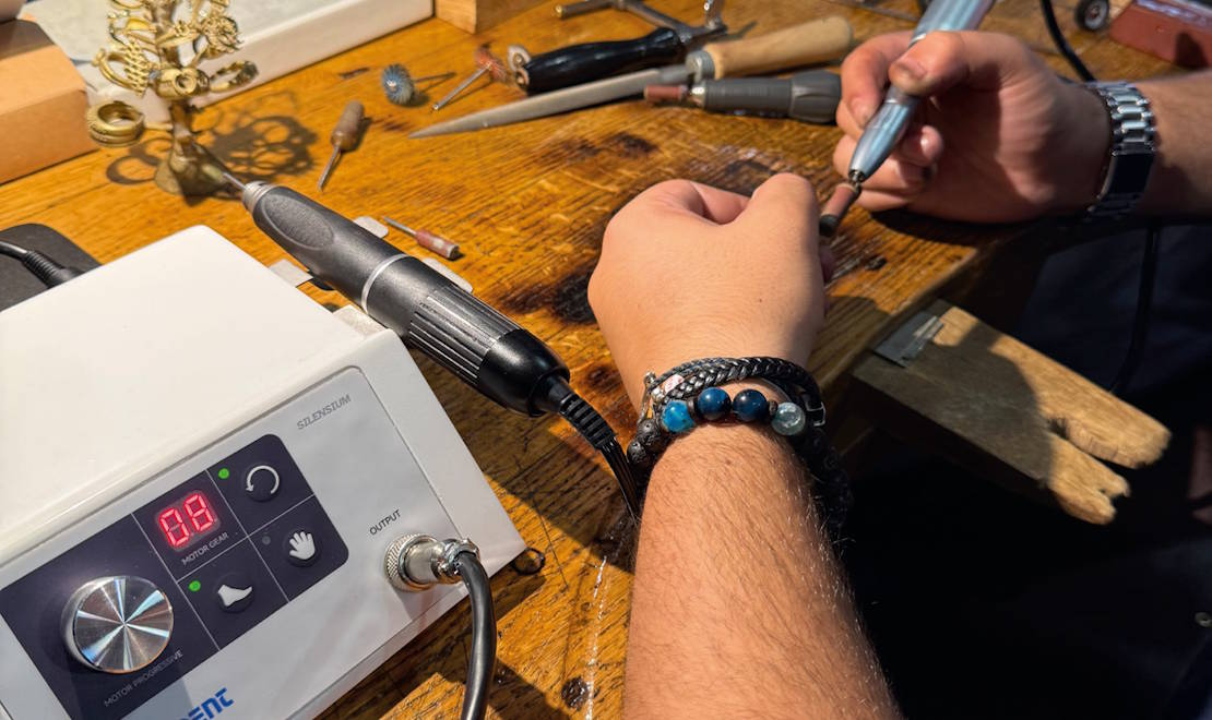 TECHDENT : La carte des micromoteurs