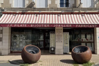 Vend bijouterie Chauvigny
