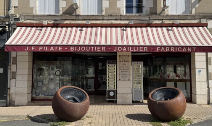 Vend bijouterie Chauvigny